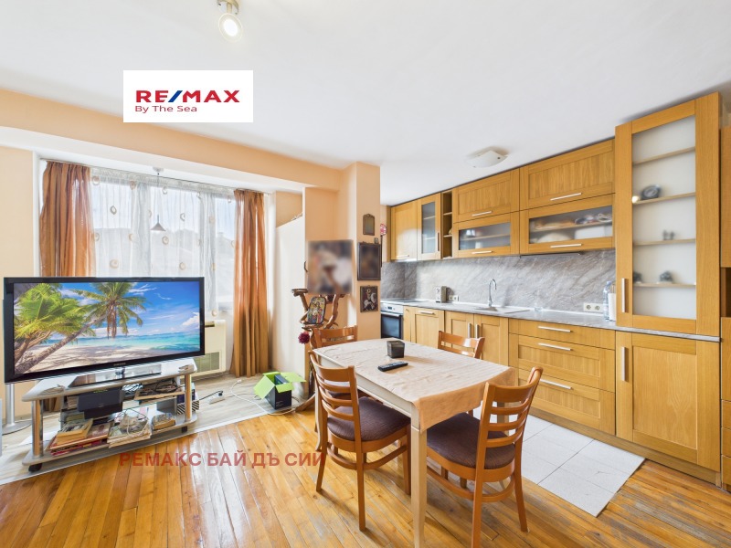 À venda  2 quartos Varna , Liatno kino Trakiia , 80 m² | 67882669 - imagem [3]