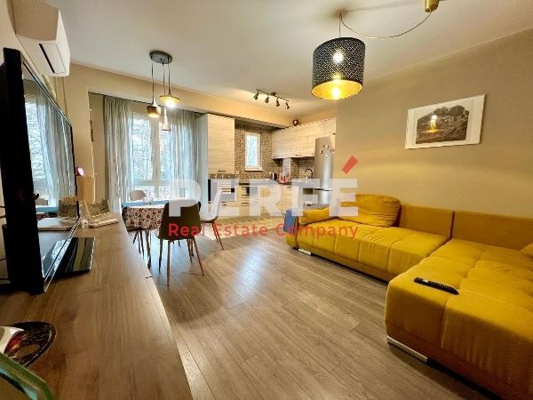 Продава 3-СТАЕН, град Бургас, Лазур • 200000 € / 391166.00 лв. • 52133433 1