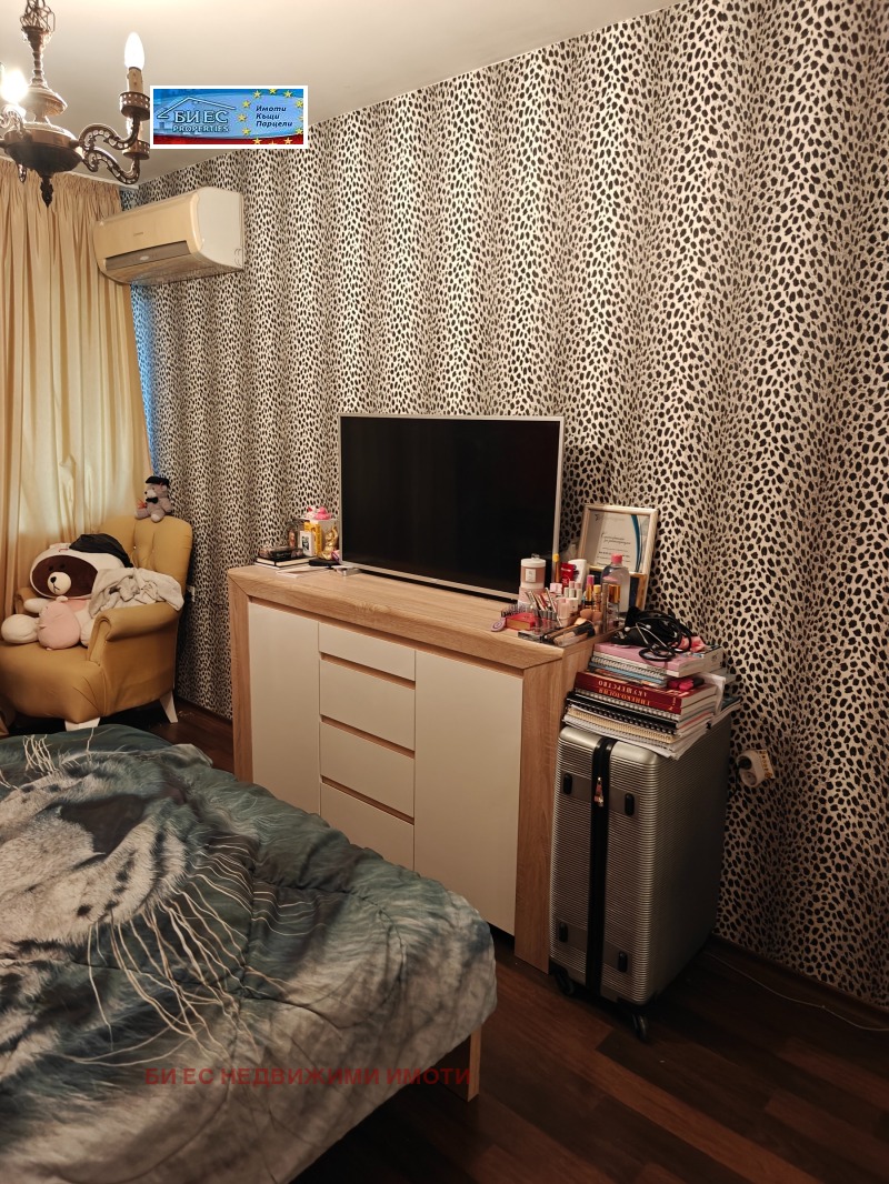 Продава МНОГОСТАЕН, гр. София, Мусагеница, снимка 16 - Апартаменти - 52524228