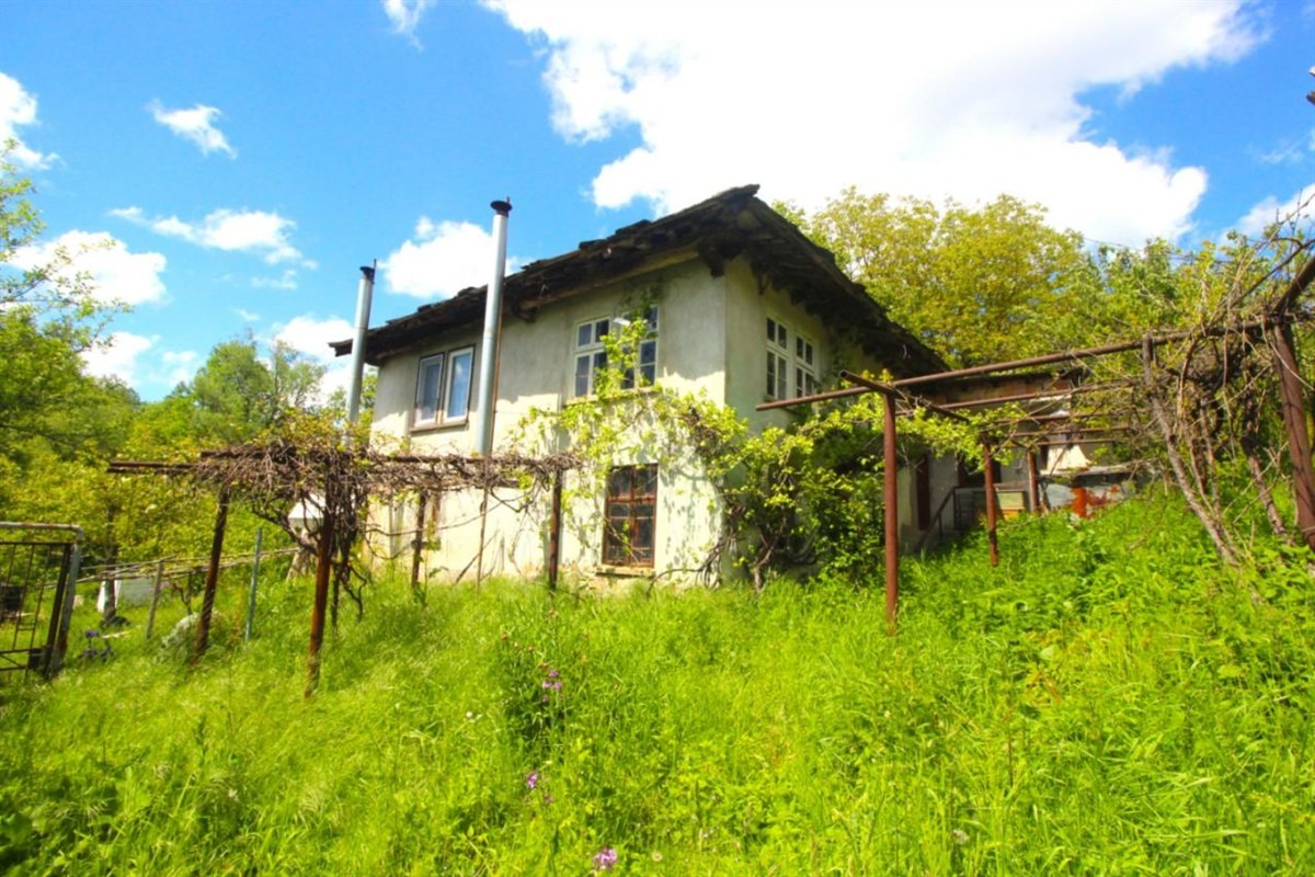 Продава КЪЩА, с. Съботковци, област Габрово, снимка 3 - Къщи - 54615794