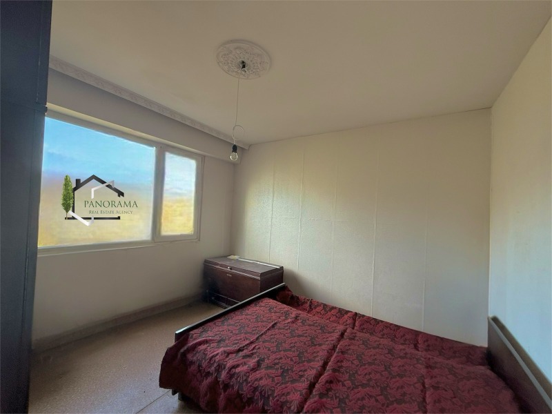 Продава 2-СТАЕН в град Шумен, Боян Българанов 1 - 62 кв.м / 81 370 € » 159 145.89 лв., ПАНОРАМА