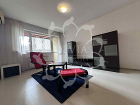 Продава  2-стаен, град София