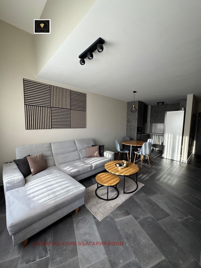 Myytävänä  1 makuuhuone Plovdiv , Ostromila , 67 neliömetriä | 38009674
