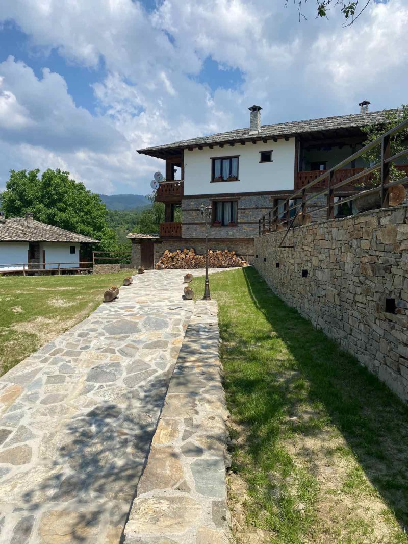 À venda  Hotel região Blagoevgrad , Kovatchevica , 2000 m² | 58737835 - imagem [3]