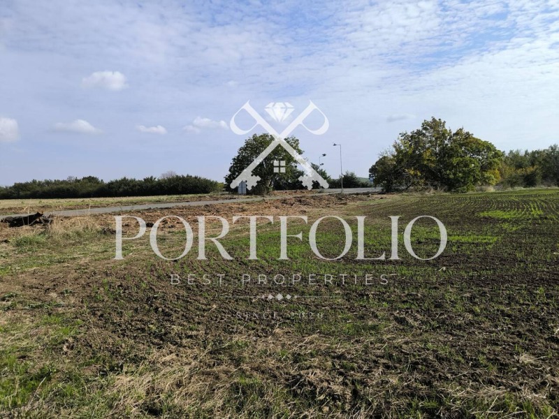 Продава ПАРЦЕЛ, с. Медово, област Бургас