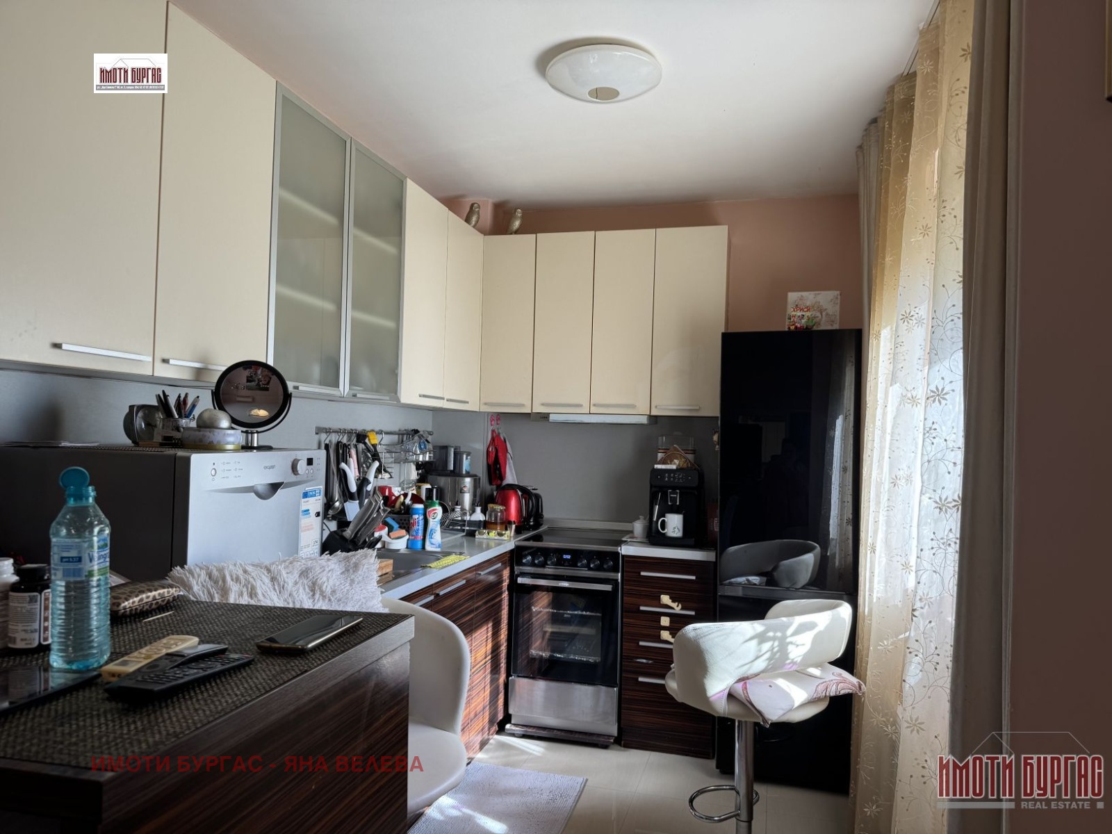 Продава 2-СТАЕН, гр. Бургас, Сарафово, снимка 2 - Апартаменти - 52288918