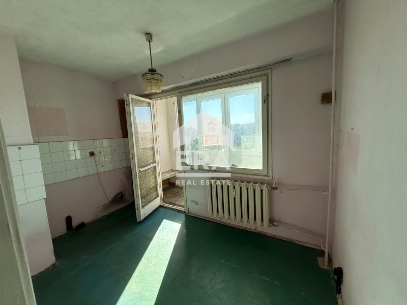 Продава 2-СТАЕН, гр. Бургас, Изгрев, снимка 6 - Апартаменти - 56159422