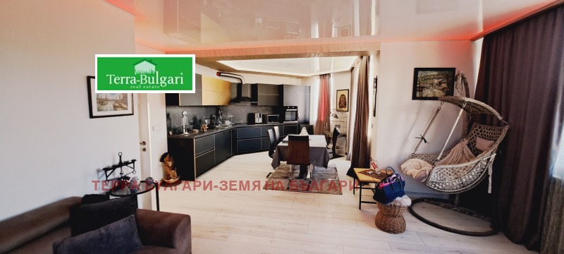 Продава  3-стаен град Перник , Мошино , 107 кв.м | 61030080