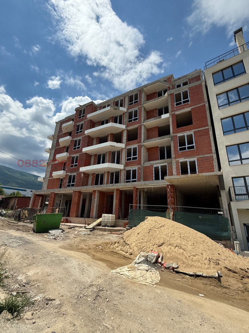Myytävänä  2 makuuhuonetta Sofia , Manastirski livadi , 95 neliömetriä | 32279302 - kuva [2]