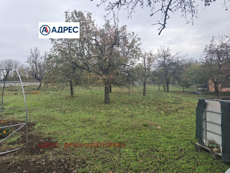 Продава КЪЩА, с. Брестовец, област Плевен, снимка 3 - Къщи - 52600317