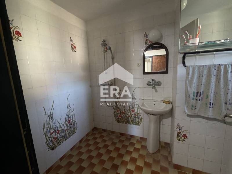 Продава КЪЩА, гр. Варна, област Варна, снимка 15 - Къщи - 53417187