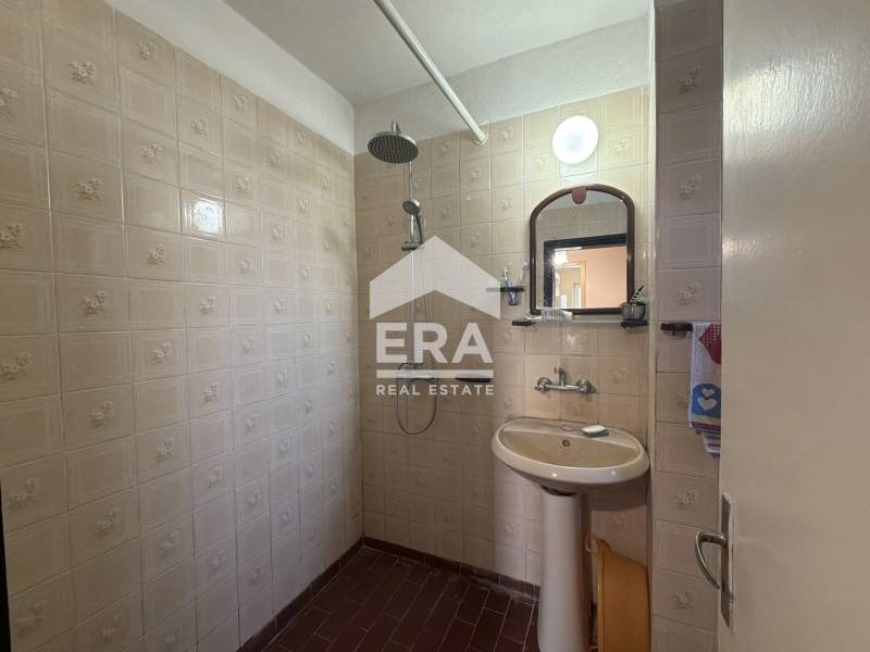 Продава КЪЩА, гр. Варна, област Варна, снимка 8 - Къщи - 53417187