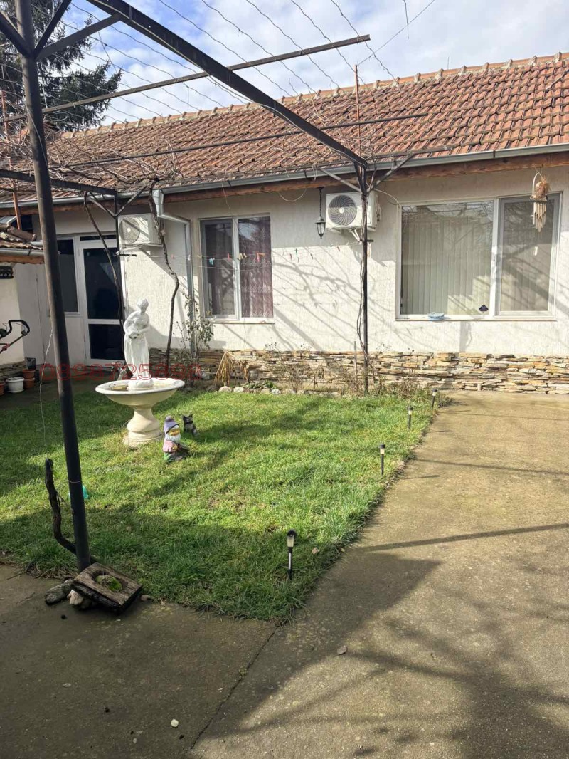 Продава КЪЩА, гр. Казанлък, област Стара Загора, снимка 2 - Къщи - 53508257