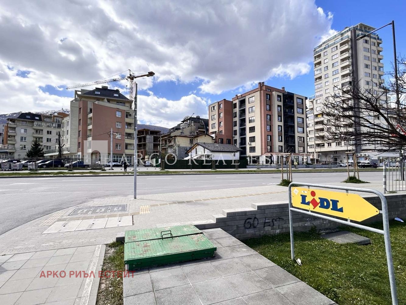 Продава МНОГОСТАЕН, гр. София, Манастирски ливади