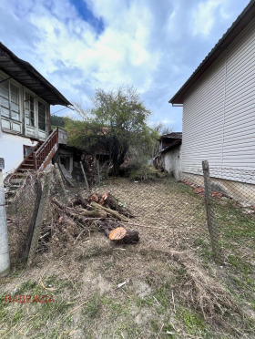 Casa Aprilci, região Lovech 2