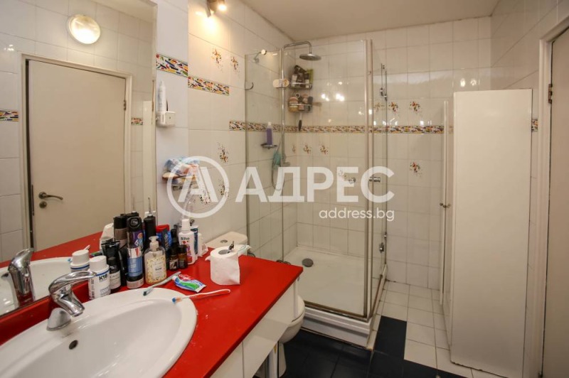 Продава  Многостаен град София , Овча купел , 213 кв.м | 70327300 - изображение [15]