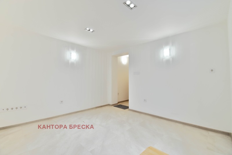 Продава МНОГОСТАЕН, гр. Пловдив, Захарна фабрика, снимка 3 - Апартаменти - 53415663