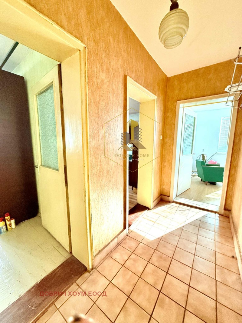 Продава ЕТАЖ ОТ КЪЩА, гр. Добрич, Червената пръст, снимка 7 - Етаж от къща - 52797312