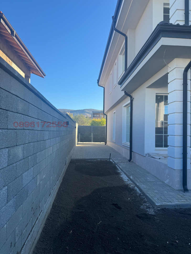 Продава КЪЩА, с. Белащица, област Пловдив, снимка 3 - Къщи - 52652490