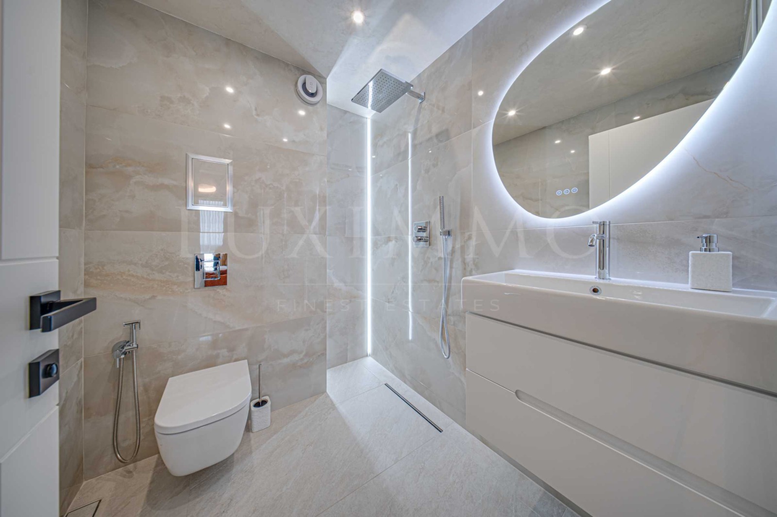 Продава 3-СТАЕН, гр. София, Кръстова вада, снимка 17 - Апартаменти - 54327285