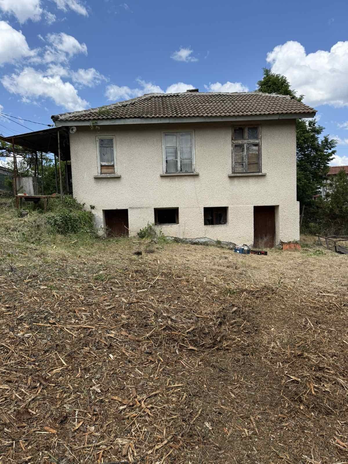 Продава КЪЩА, с. Касилаг, област Перник