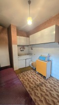 Продава 2-СТАЕН, град Търговище, Център • 135000 лв. / 69024.40 € • 56179976 3