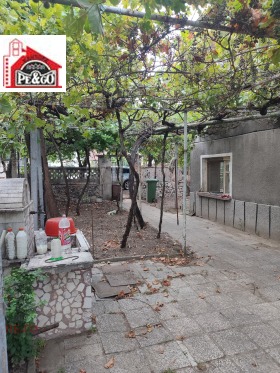 Продажба на имоти в с. Мокрище, област Пазарджик - изображение 1 