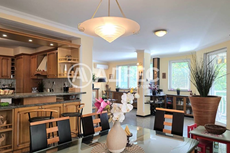 Продава  Многостаен град София , Павлово , 147 кв.м | 49239966