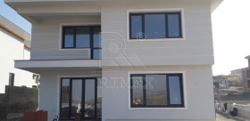 Продажба на имоти в с. Белащица, област Пловдив — страница 2 - изображение 14 