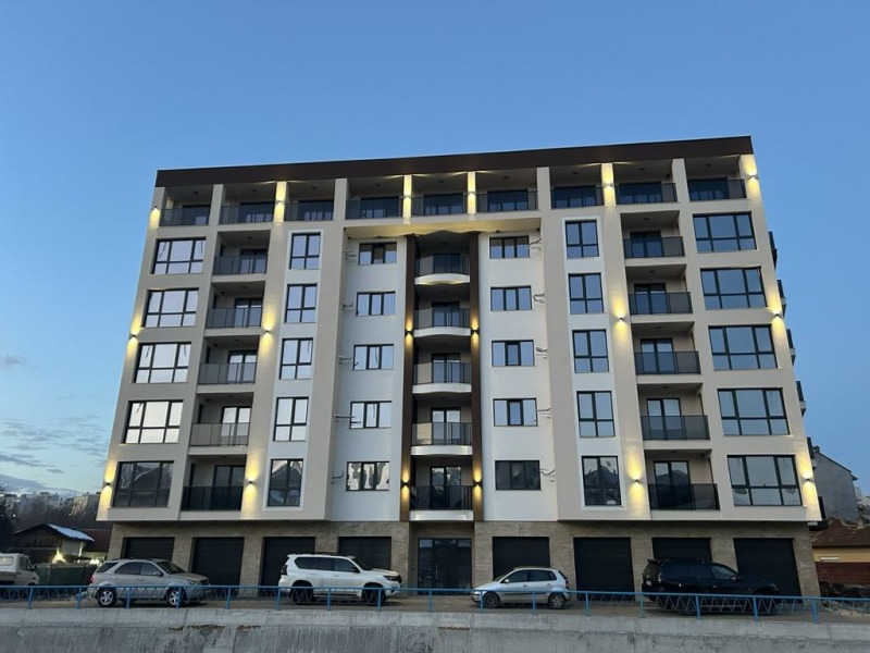 Продава  2-стаен град Хасково , Любен Каравелов , 68 кв.м | 59305733