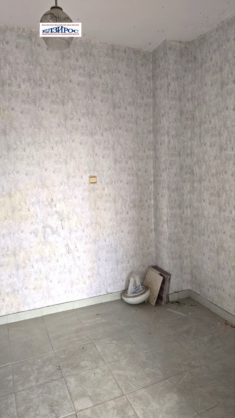 Продава  2-стаен град Кюстендил , Бузлуджа , 64 кв.м | 72548844 - изображение [6]