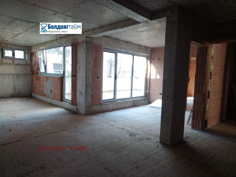 Продава 2-СТАЕН, град Шумен, Център • 139500 € / 272838.28 лв. • 99687992 1