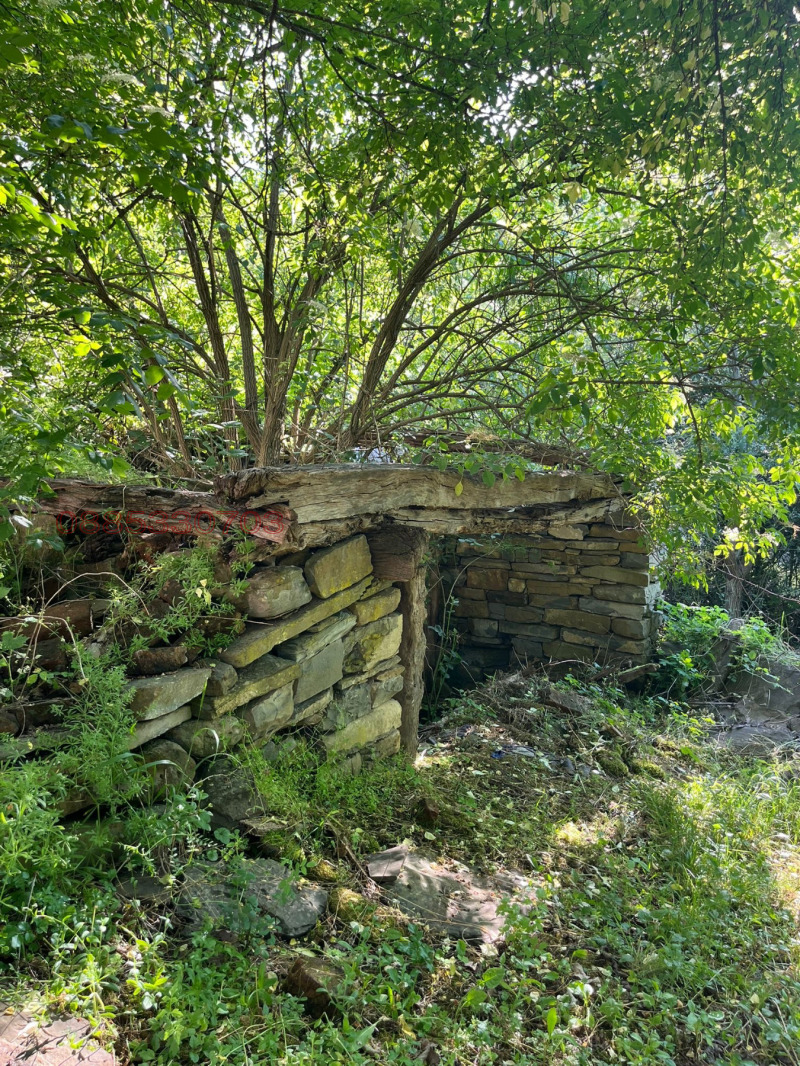 Продава КЪЩА, с. Голям извор, област Ловеч, снимка 10 - Къщи - 53051384