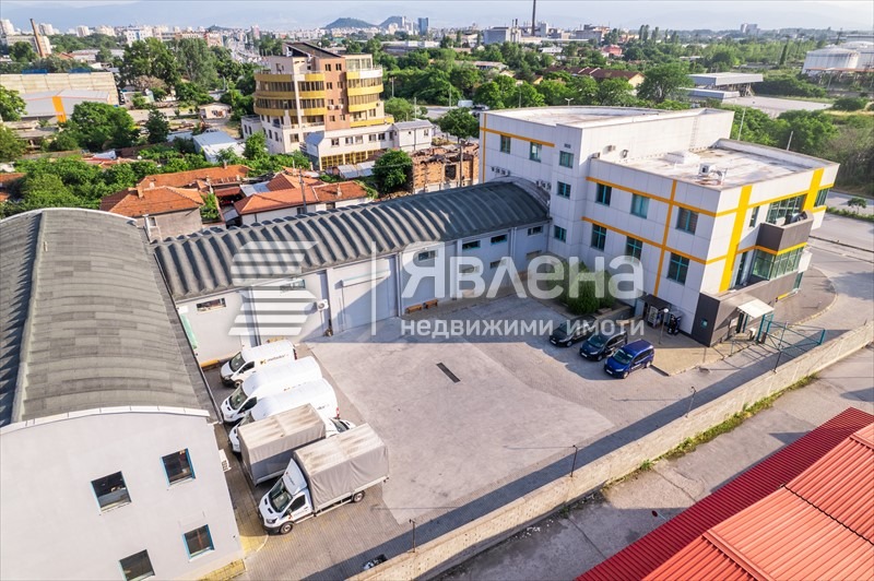 En venta  Edificio industrial Plovdiv , Industrialna zona - Sever , 8199 metros cuadrados | 46131540 - imagen [14]