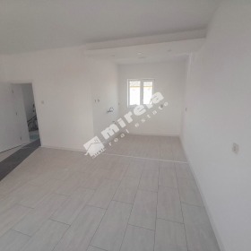 Продава 2-стаен град Бургас Черно море - [1] 