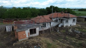 Продава  Къща, с. Загорци