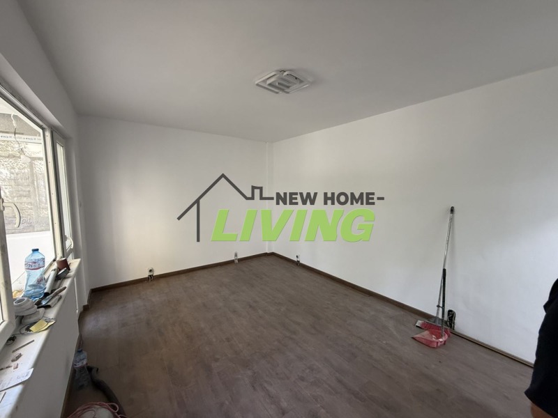 Myytävänä  Studio Plovdiv , Trakija , 36 neliömetriä | 81702933