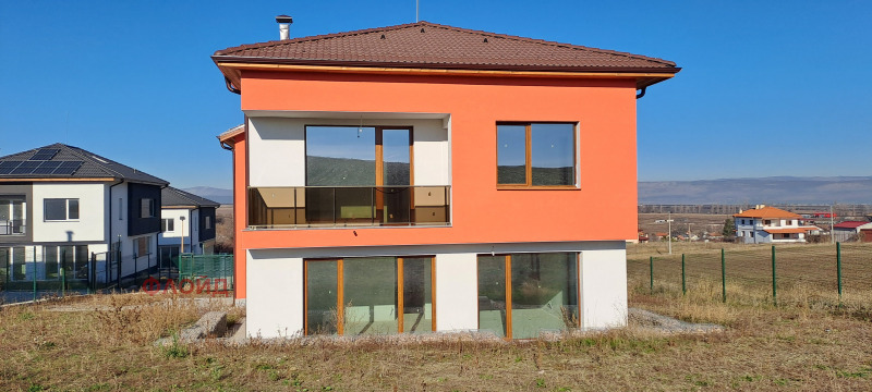 Продава КЪЩА, с. Хераково, област София област, снимка 3 - Къщи - 51483684