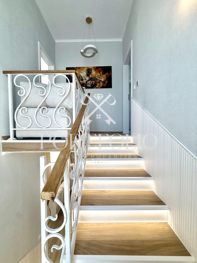 Na prodej  Dům Burgas , Sarafovo , 141 m2 | 81307195 - obraz [12]