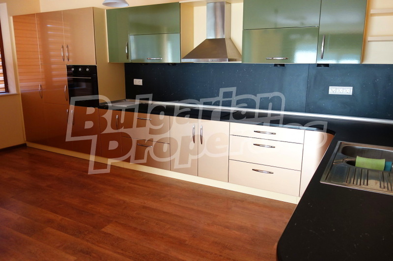 Продава КЪЩА, с. Николаевка, област Варна, снимка 8 - Къщи - 52664386