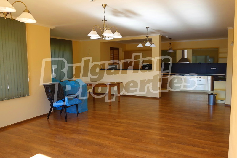 Продава КЪЩА, с. Николаевка, област Варна, снимка 2 - Къщи - 52664386