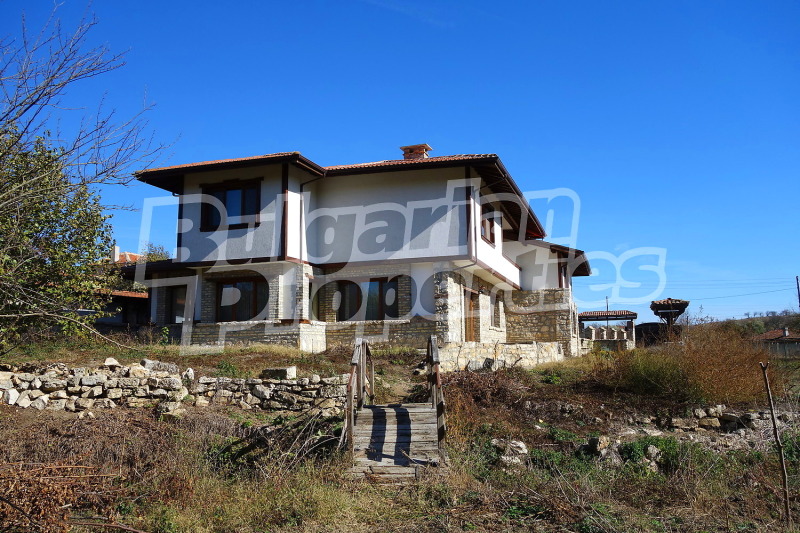 Продава КЪЩА, с. Николаевка, област Варна