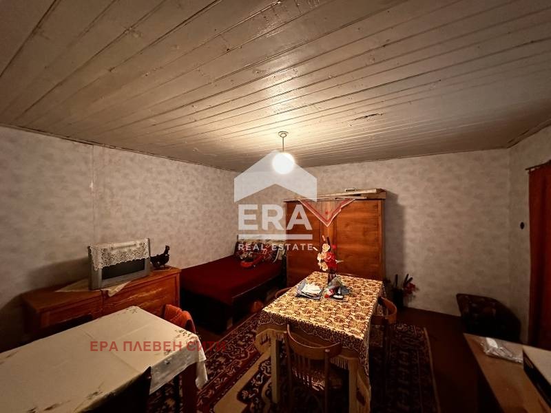 Продава КЪЩА, с. Вълчитрън, област Плевен, снимка 9 - Къщи - 54514538
