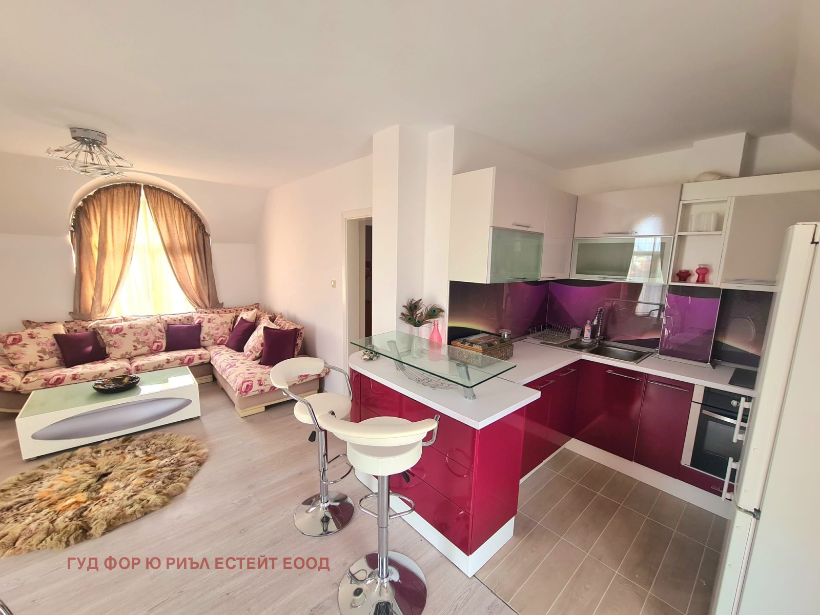 Продава КЪЩА, гр. София, Карпузица, снимка 2 - Къщи - 52316732