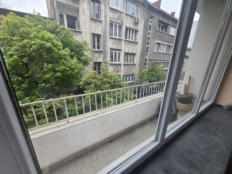 Продава 3-СТАЕН в град София, Център - 105 кв.м / 470 000 € » 919 240.10 лв., ЧАЛАШКАНОВ ЕСТЕЙТС