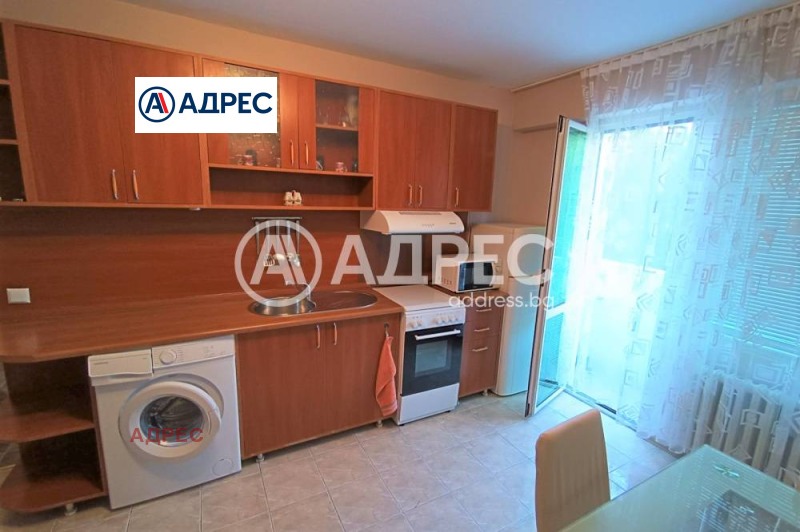 Продава 1-СТАЕН, гр. Разград, Бели Лом, снимка 1 - Aпартаменти - 47288355