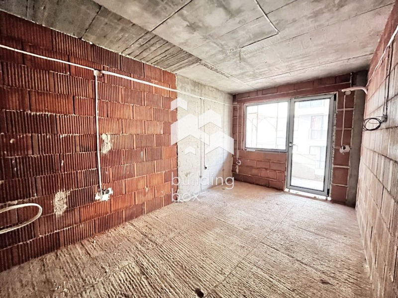 For Sale  2 bedroom Plovdiv , Hristo Smirnenski , 101 sq.m | 64502299 - image [2]