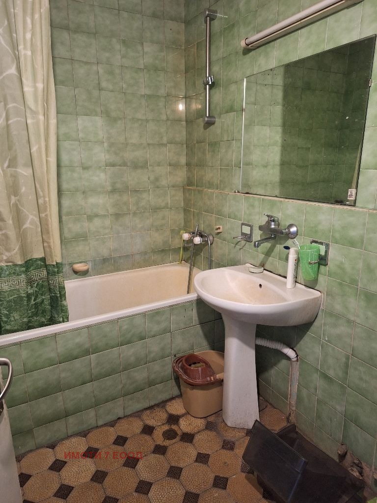Till salu  2 sovrum Sofia , Banisjora , 80 kvm | 69236792 - bild [9]