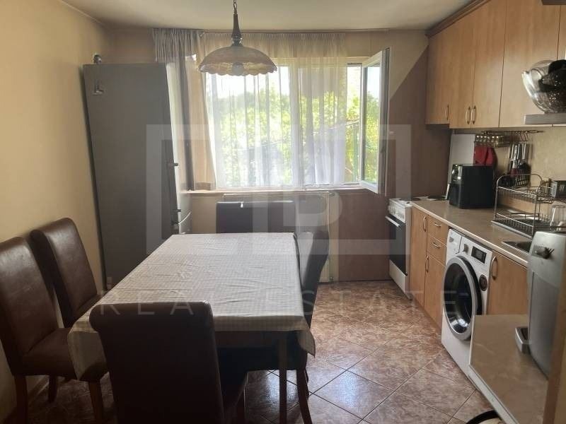 Продава КЪЩА, гр. София, в.з.Киноцентъра 3 част, снимка 2 - Къщи - 55122307