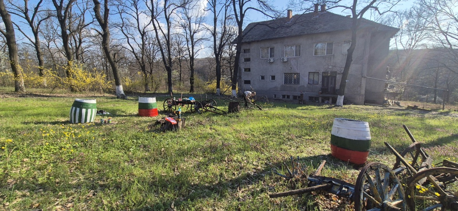 Продава ХОТЕЛ, с. Беловец, област Разград, снимка 3 - Хотели - 55746841